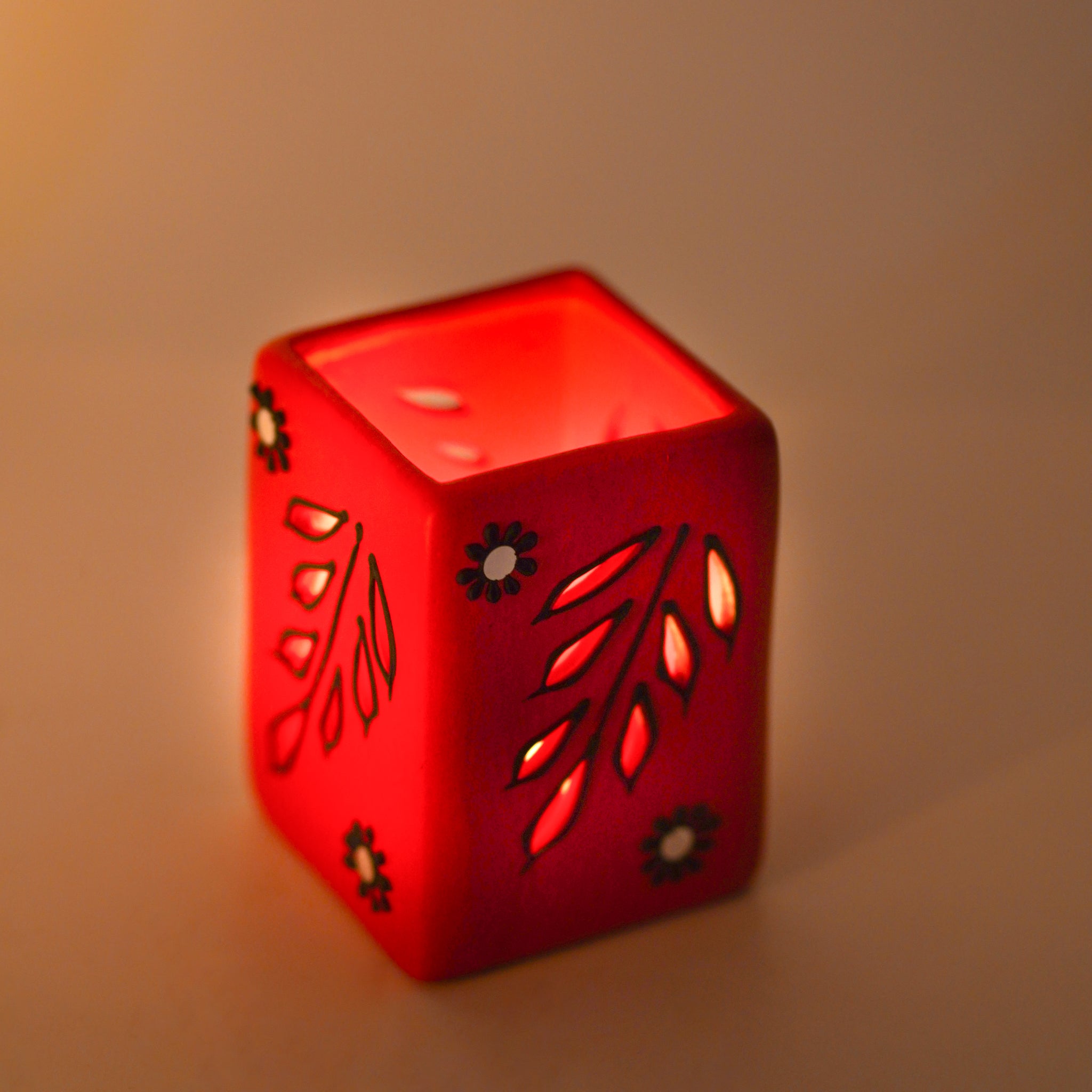 Handcrafted Terracotta Leaf Cutwork T-Light Holder