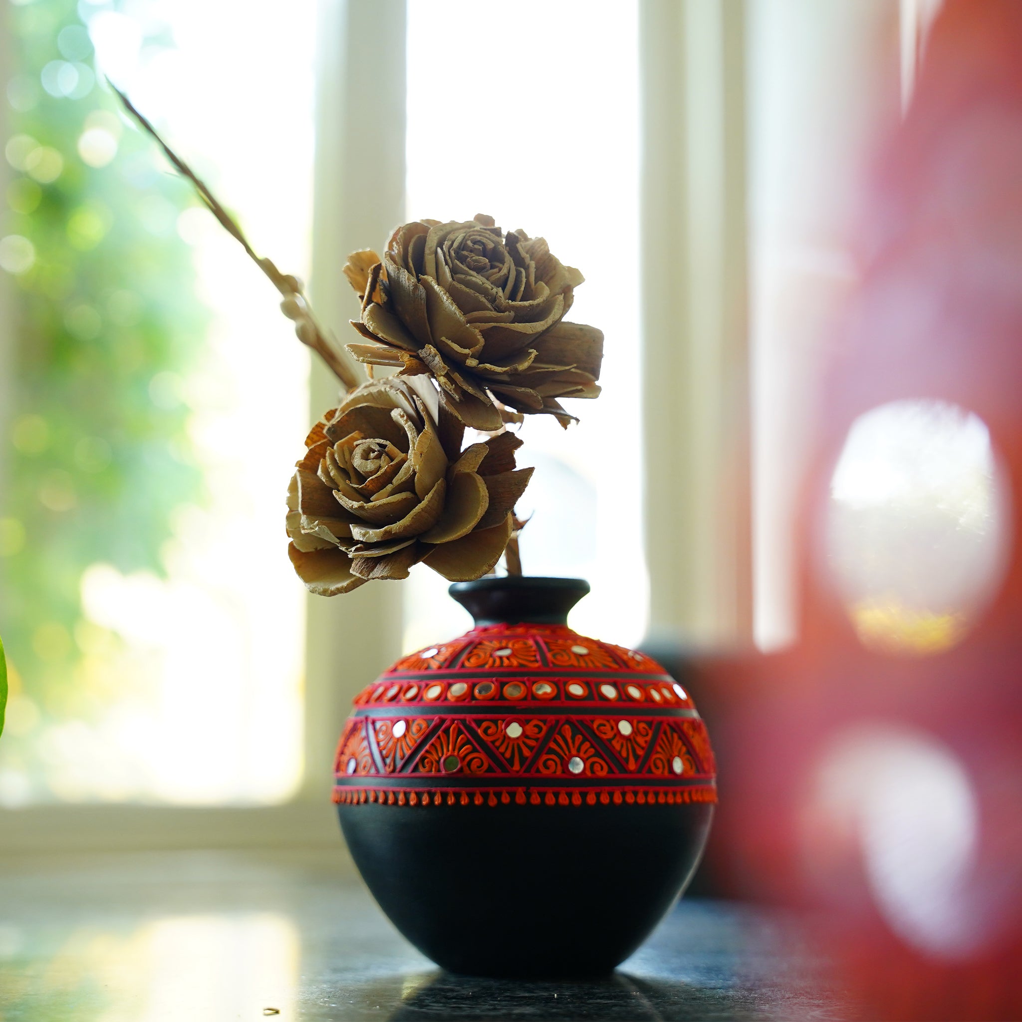 Handcrafted Round Terracotta Vase – Tribal Red & Black Design