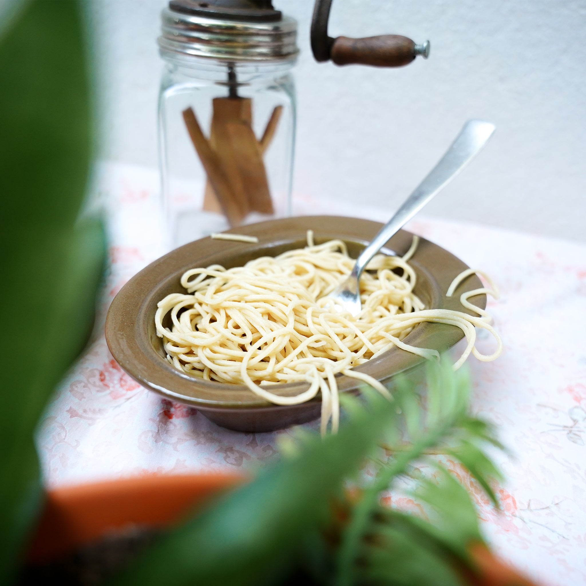 Earth-Toned Glazed Pasta Bowl – Artisan Tableware