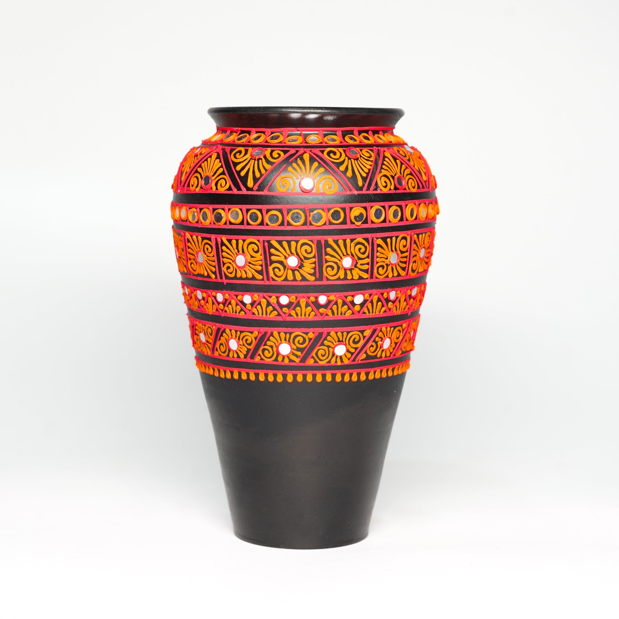 Traditional Kumhari Terracotta Vase – Hand-Painted Folk Motif