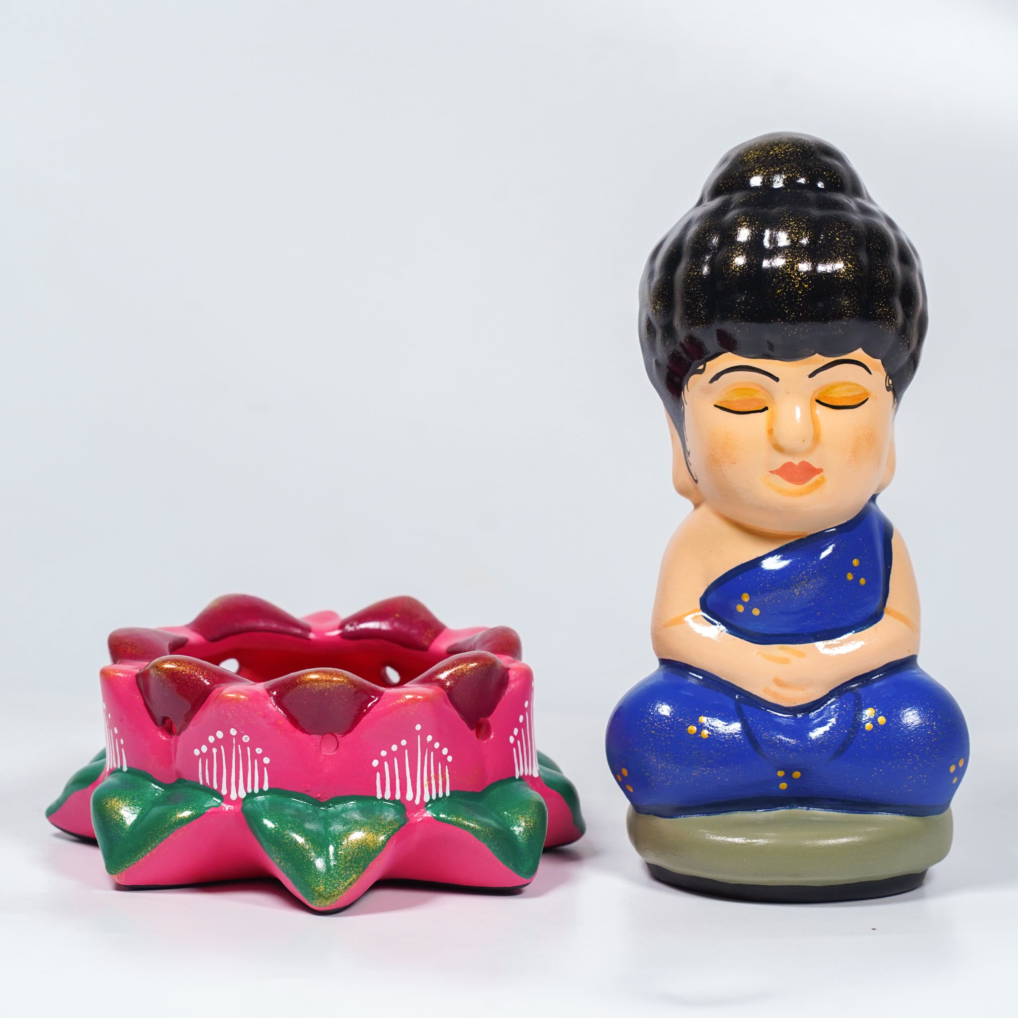 Lotus Buddha Earthenware Sculpture – Handcrafted Clay Decor
