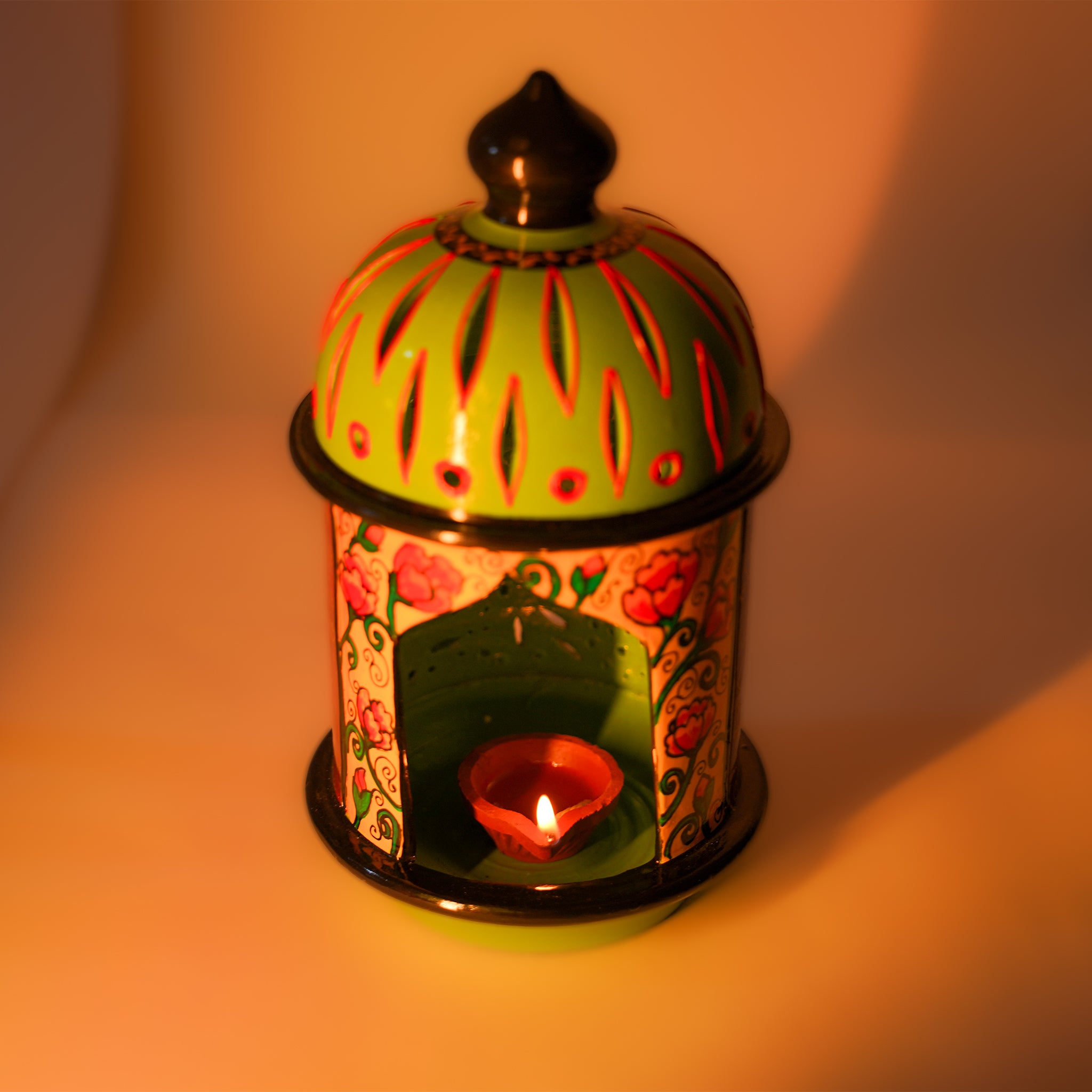 Colorful Terracotta Round Hut Agal with Tea Light