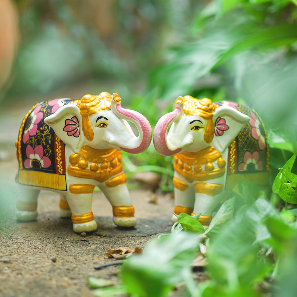 Majestic Clay Elephant Duo – Traditional Earthenware Home Accent
