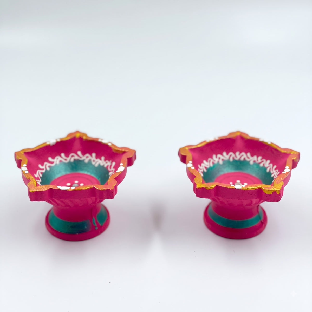 Handmade Terracotta 5-Face Diya (Set of 2)