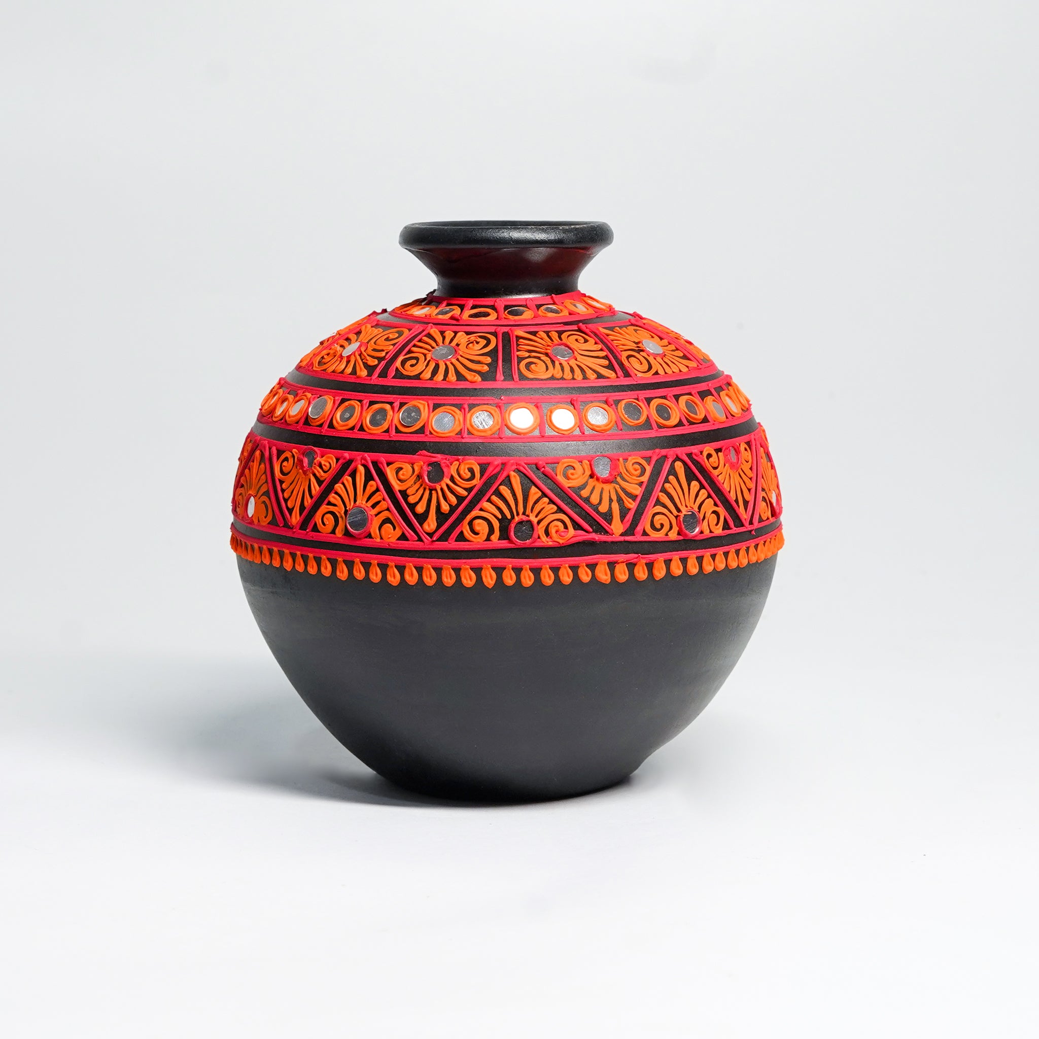 Handcrafted Round Terracotta Vase – Tribal Red & Black Design